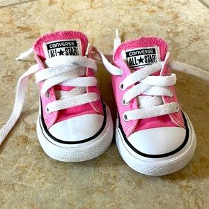 Converse Pink, size 3 infants/baby